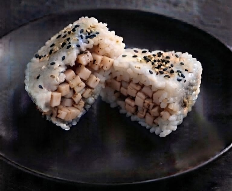 Kalamar onigiri